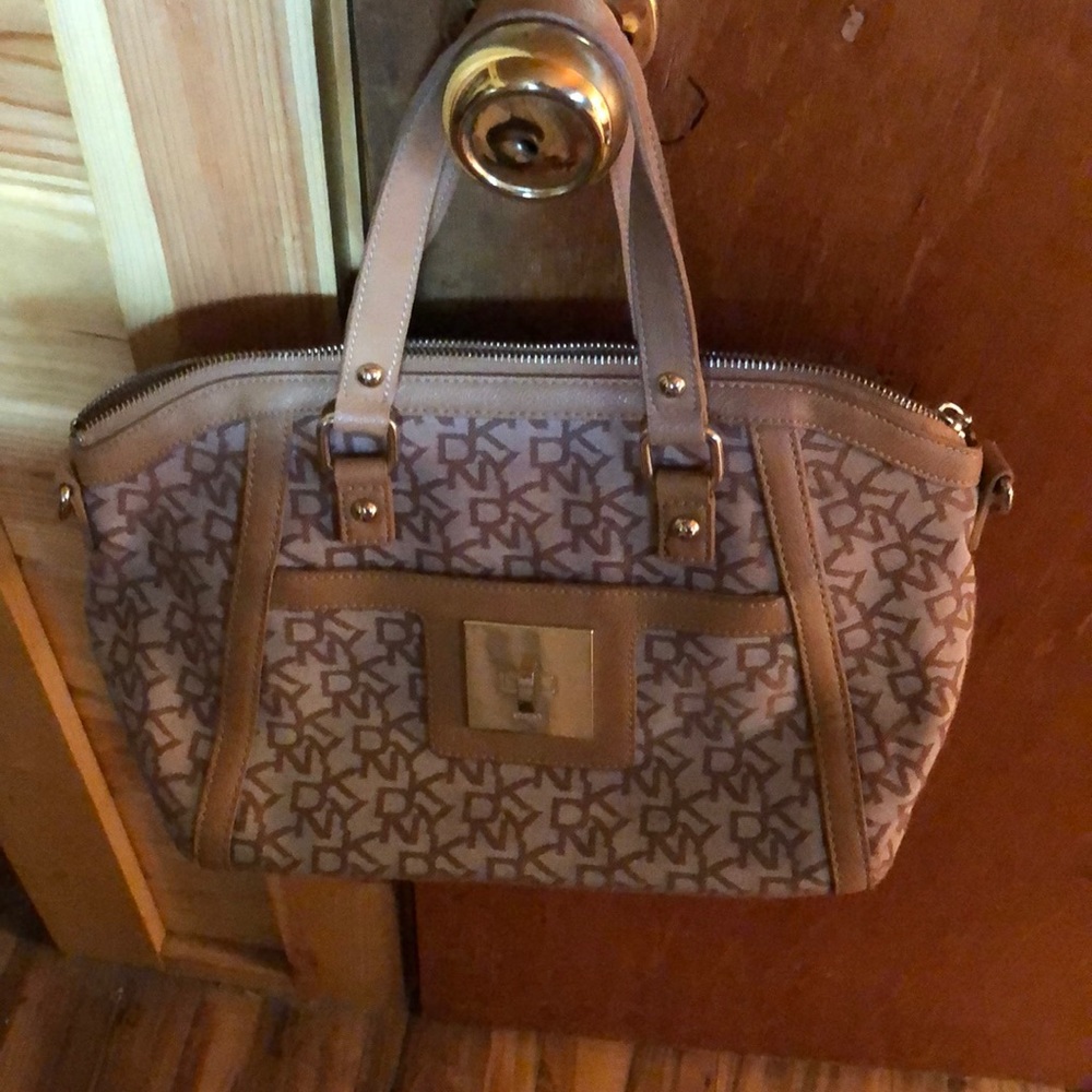 Dunk purse